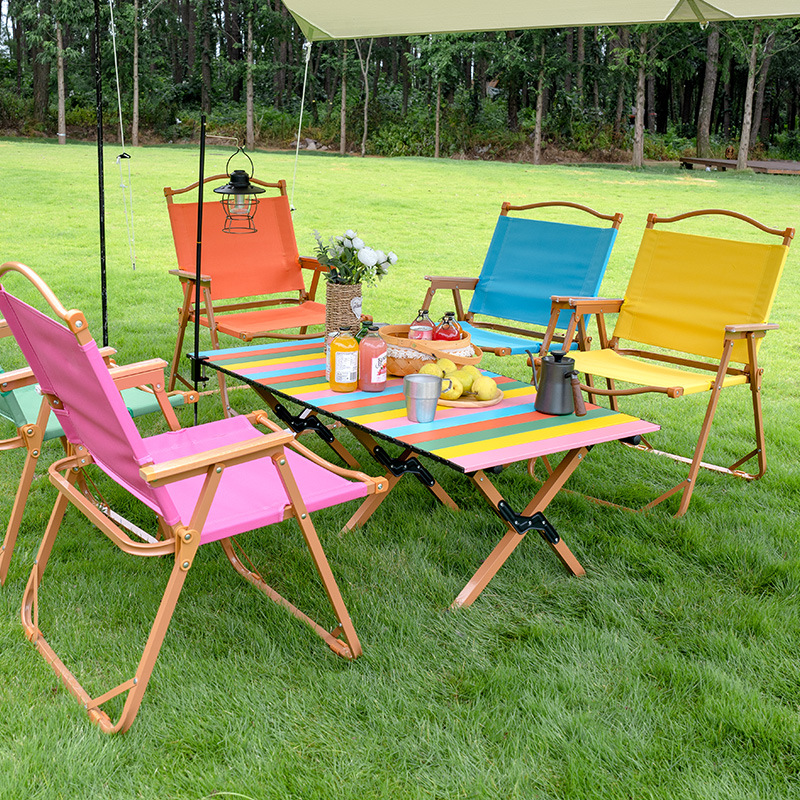 Красочный стул Kermit, складно – обзор и цена Outdoor Furniture Vendors